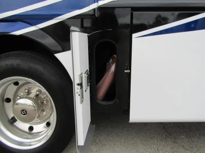 2026 Fleetwood BOUNDER - Photo 32