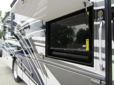 2026 Fleetwood BOUNDER - Photo 24