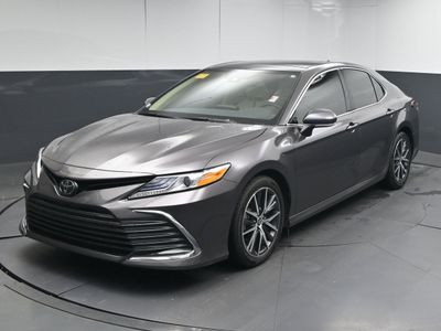 2026 2023 Toyota Camry XLE Sedan - Photo 3
