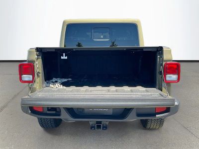 2025 Jeep Gladiator — photo 24 view