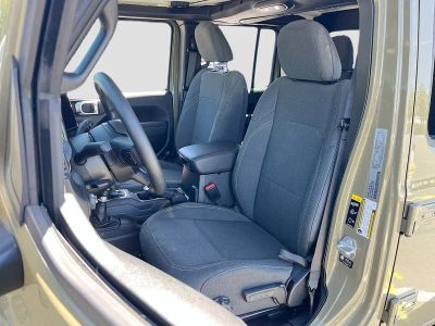 2025 Jeep Gladiator — photo 20 view