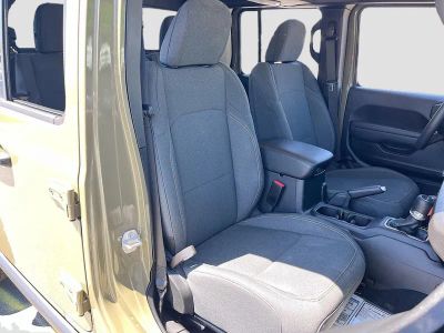 2025 Jeep Gladiator — photo 26 view