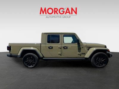 2025 Jeep Gladiator — photo 8 view