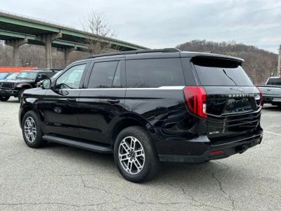 2025 Ford Expedition — interior view