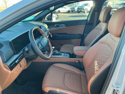 2026 Kia Sportage — photo 10 view