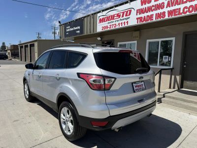 2017 Ford Escape - Photo 6