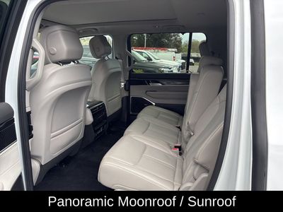 2023 Jeep Wagoneer Base - Photo 18