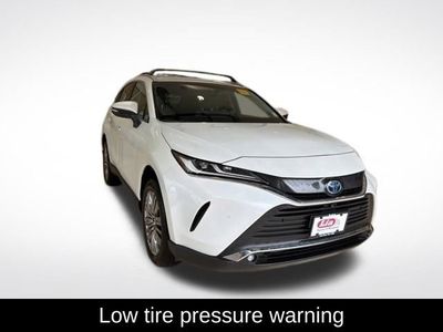 2023 Toyota Venza Limited — photo 8 view