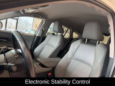 2023 Toyota Venza Limited — photo 12 view