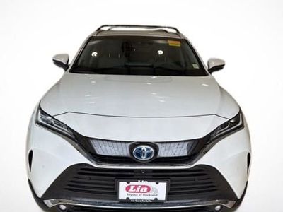 2023 Toyota Venza Limited — photo 9 view