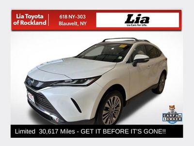 2023 Toyota Venza Limited — side profile view