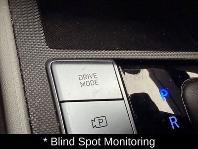 2024 Hyundai Elantra SEL - Photo 19