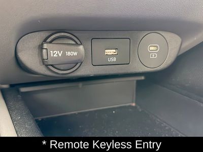 2024 Hyundai Elantra SEL - Photo 23