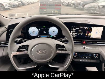 2024 Hyundai Elantra SEL - Photo 12