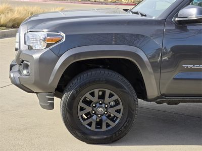 2023 Toyota Tacoma - Photo 6