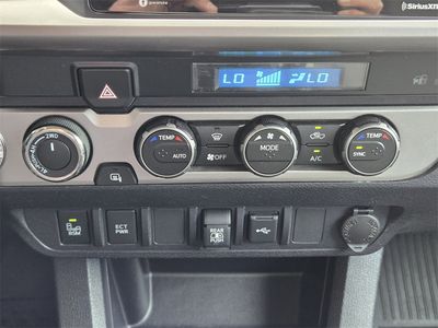 2023 Toyota Tacoma - Photo 13