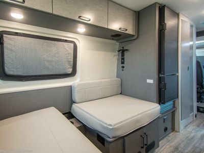 2026 Thor Motor Coach Tellaro Sport - Photo 15