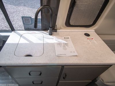 2026 Thor Motor Coach Tellaro Sport - Photo 12