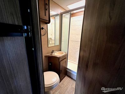 2016 Coachmen Prism - Photo 16