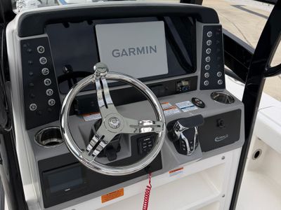2026 Robalo 246 Cayman SD - Photo 17
