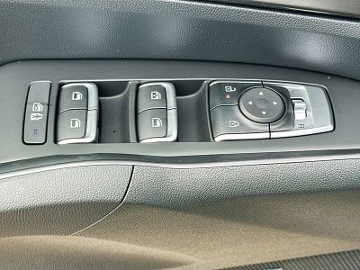 2026 Kia Sorento Hybrid — photo 18 view