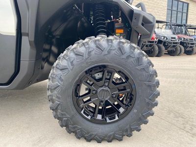 2026 Can-Am DEFENDER LIMITED CAB HD11 - Photo 20