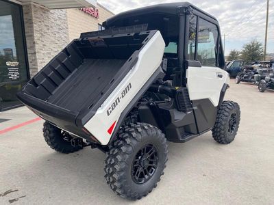 2026 Can-Am DEFENDER LIMITED CAB HD11 - Photo 10