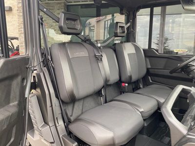 2026 Can-Am DEFENDER LIMITED CAB HD11 - Photo 32