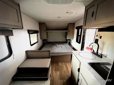 2025 Coachmen Clipper Cadet - Photo 5