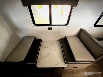 2025 Coachmen Clipper Cadet - Photo 11