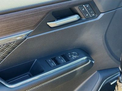 2024 GMC Acadia — photo 25 view