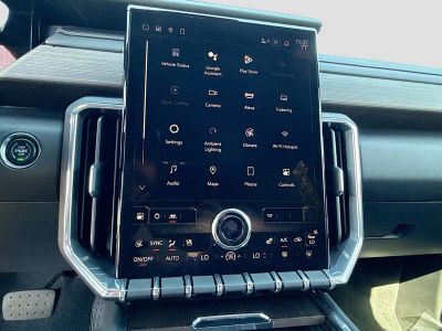 2024 GMC Acadia — photo 31 view