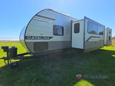 2026 Coachmen RV Catalina Legacy Edition — rear three-quarter view