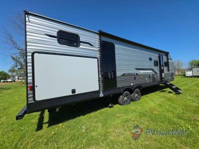 2026 Coachmen RV Catalina Legacy Edition — detail view