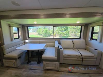 2026 Coachmen RV Catalina Legacy Edition — photo 13 view