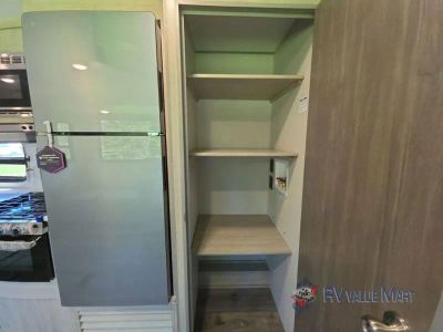 2026 Coachmen RV Catalina Legacy Edition — photo 19 view
