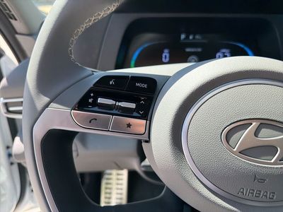 2026 Hyundai Elantra — photo 18 view