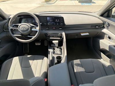 2026 Hyundai Elantra — photo 15 view