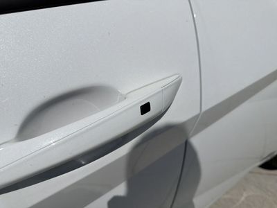 2026 Hyundai Elantra — photo 10 view