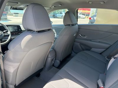 2026 Hyundai Elantra — photo 13 view