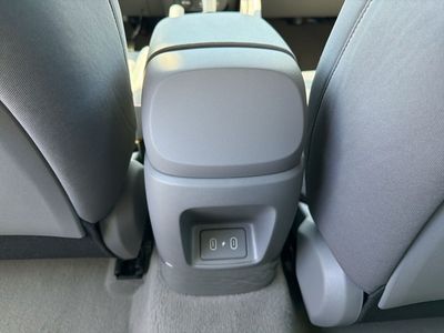 2026 Hyundai Elantra — photo 14 view