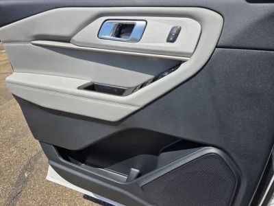 2026 Ford Explorer - Photo 35