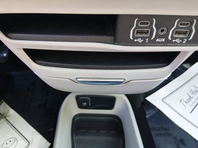 2023 Chrysler Voyager - Photo 19