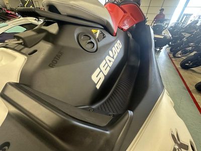 2025 Sea-Doo Spark Trixx for 1 Rotax 900 ACE - 90 iBR and Audio - Photo 10