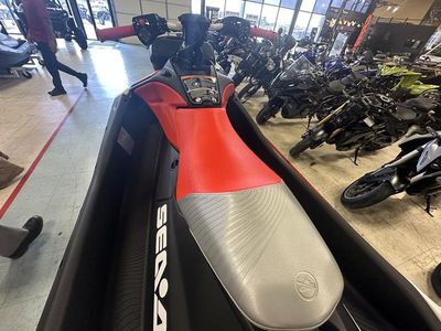 2025 Sea-Doo Spark Trixx for 1 Rotax 900 ACE - 90 iBR and Audio - Photo 12