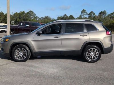 2021 Jeep Cherokee — side profile view