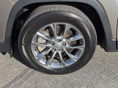 2021 Jeep Cherokee — photo 9 view
