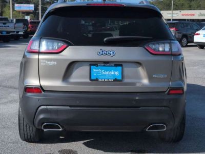 2021 Jeep Cherokee — interior view