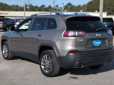 2021 Jeep Cherokee — rear three-quarter view