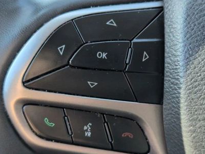 2021 Jeep Cherokee — photo 15 view